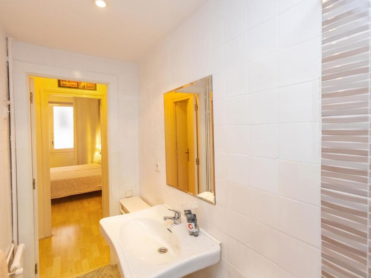 Apartment Eixample Dret Corsega Roger Lluria By Interhome Barcelona Bagian luar foto